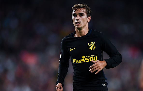Antoine Griezmann hints Manchester United move Antoine Griezmann hints Manchester United move