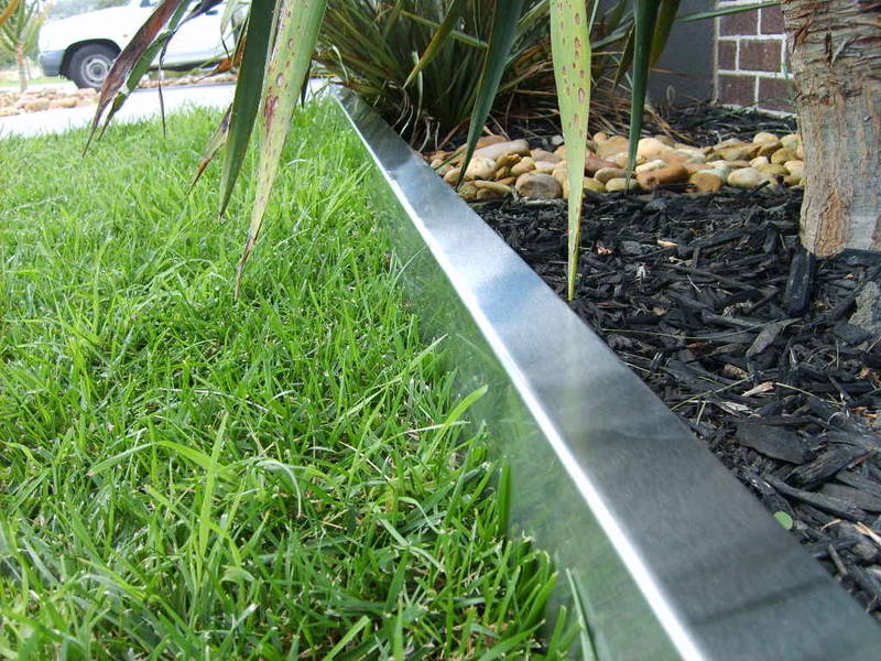 Choose The Steel Landscape Edging - Garden Edging Ideas