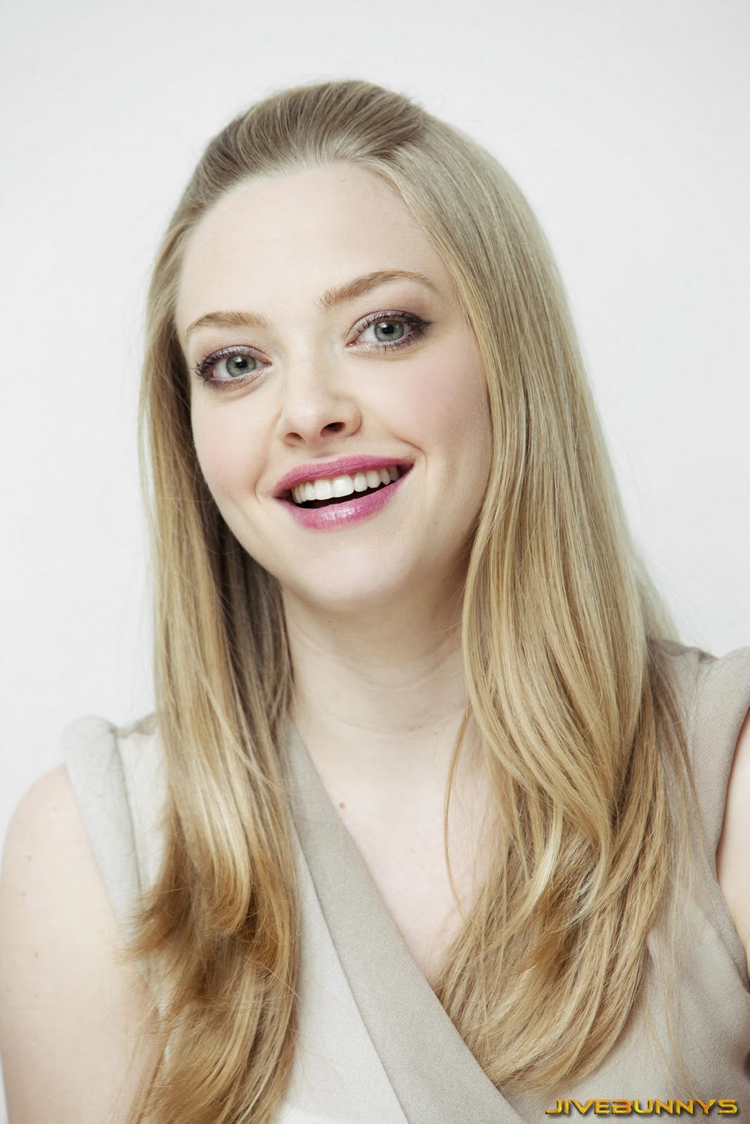 Amanda Seyfried special pictures (32) 