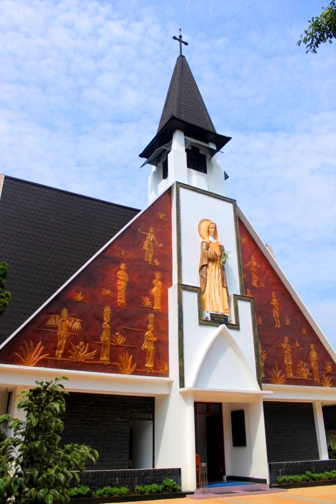 Fotografi Gereja Katolik di Indonesia: Gereja Katolik St. Katarina