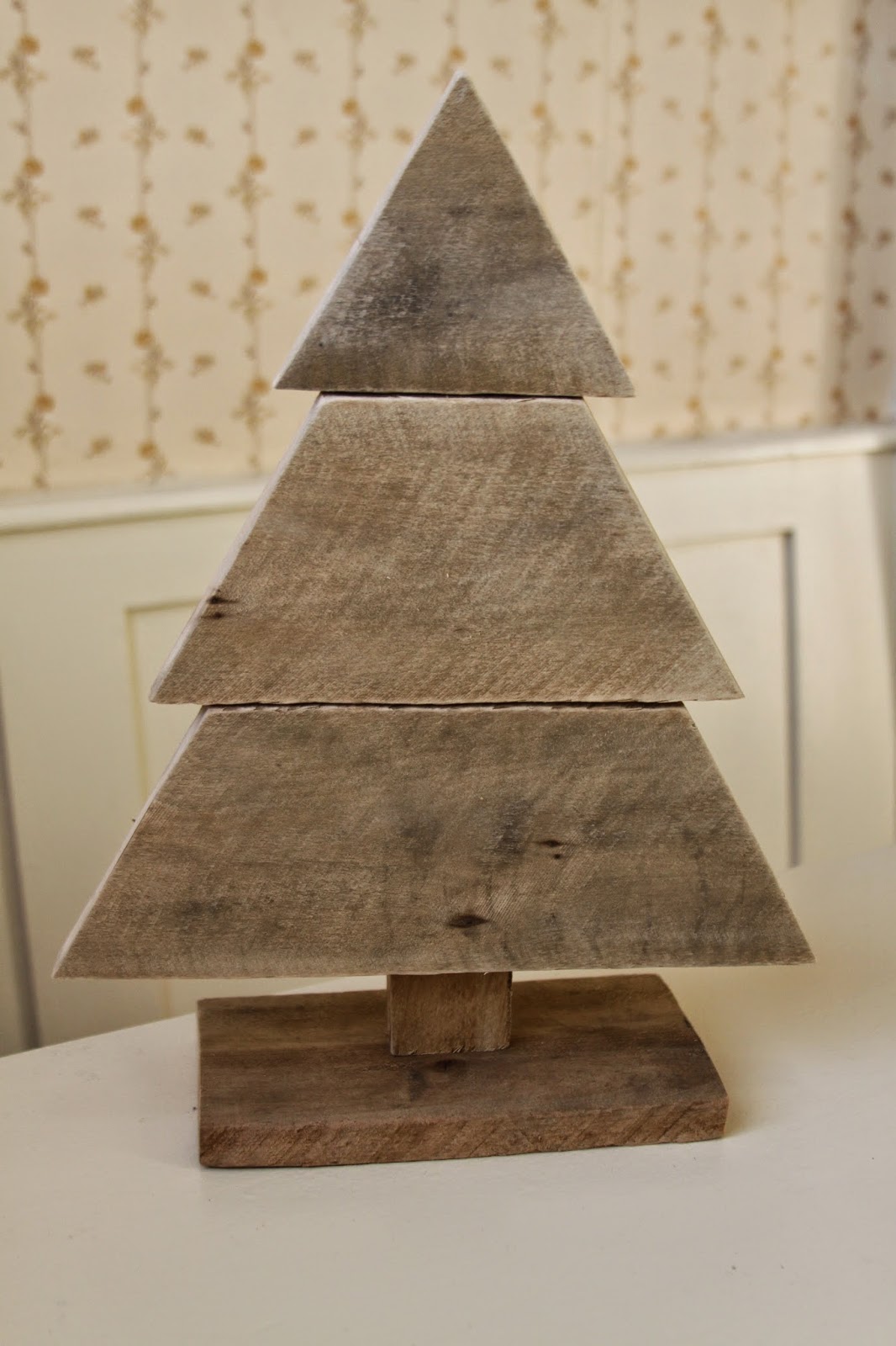 Alaine & Lee Wood Christmas Trees