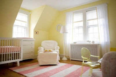 cuarto de bebé rosa amarillo