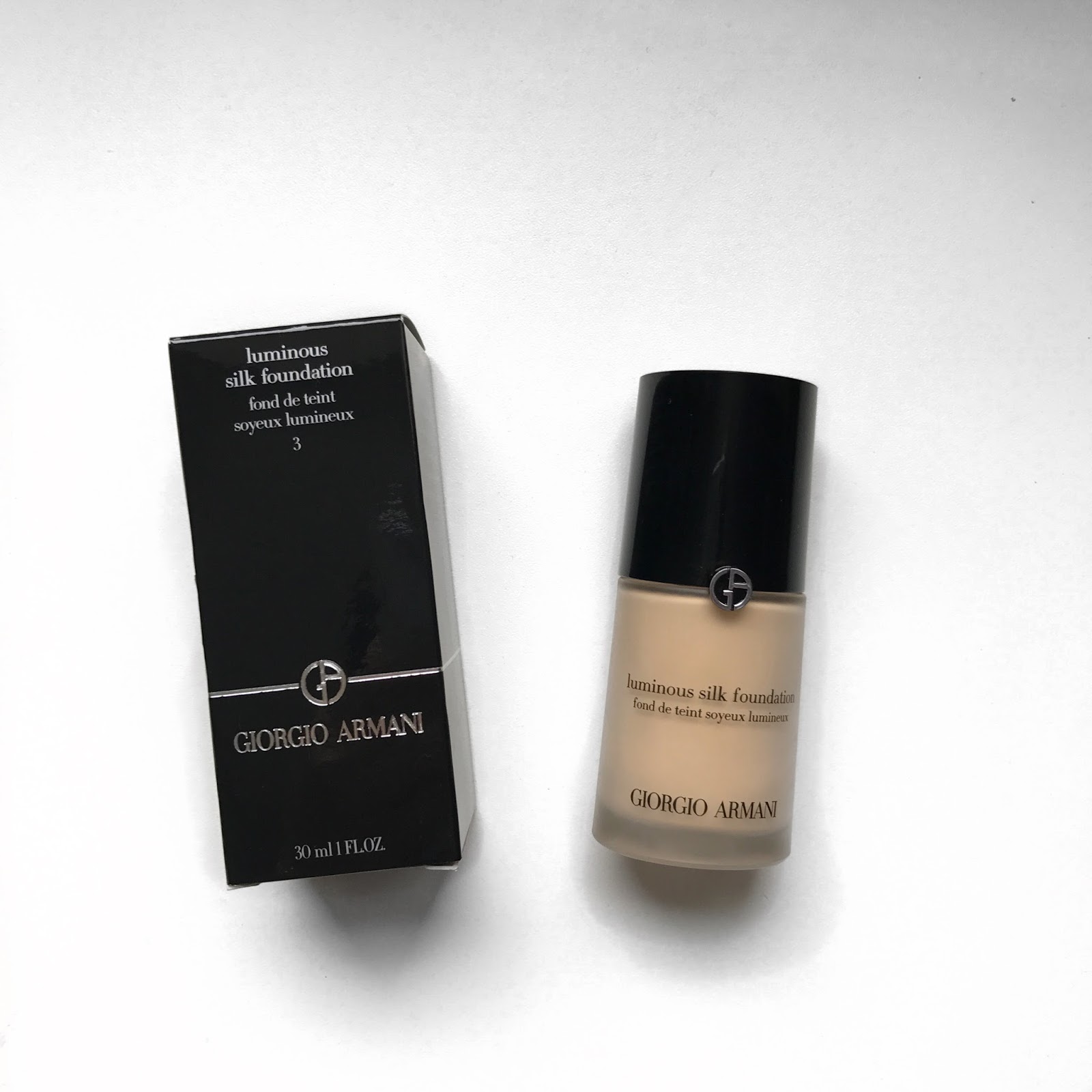 armani luminous silk foundation kopen