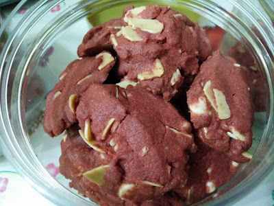 Rahsia Suri Keluarga Kerjaya Resepi Red Velvet Almond