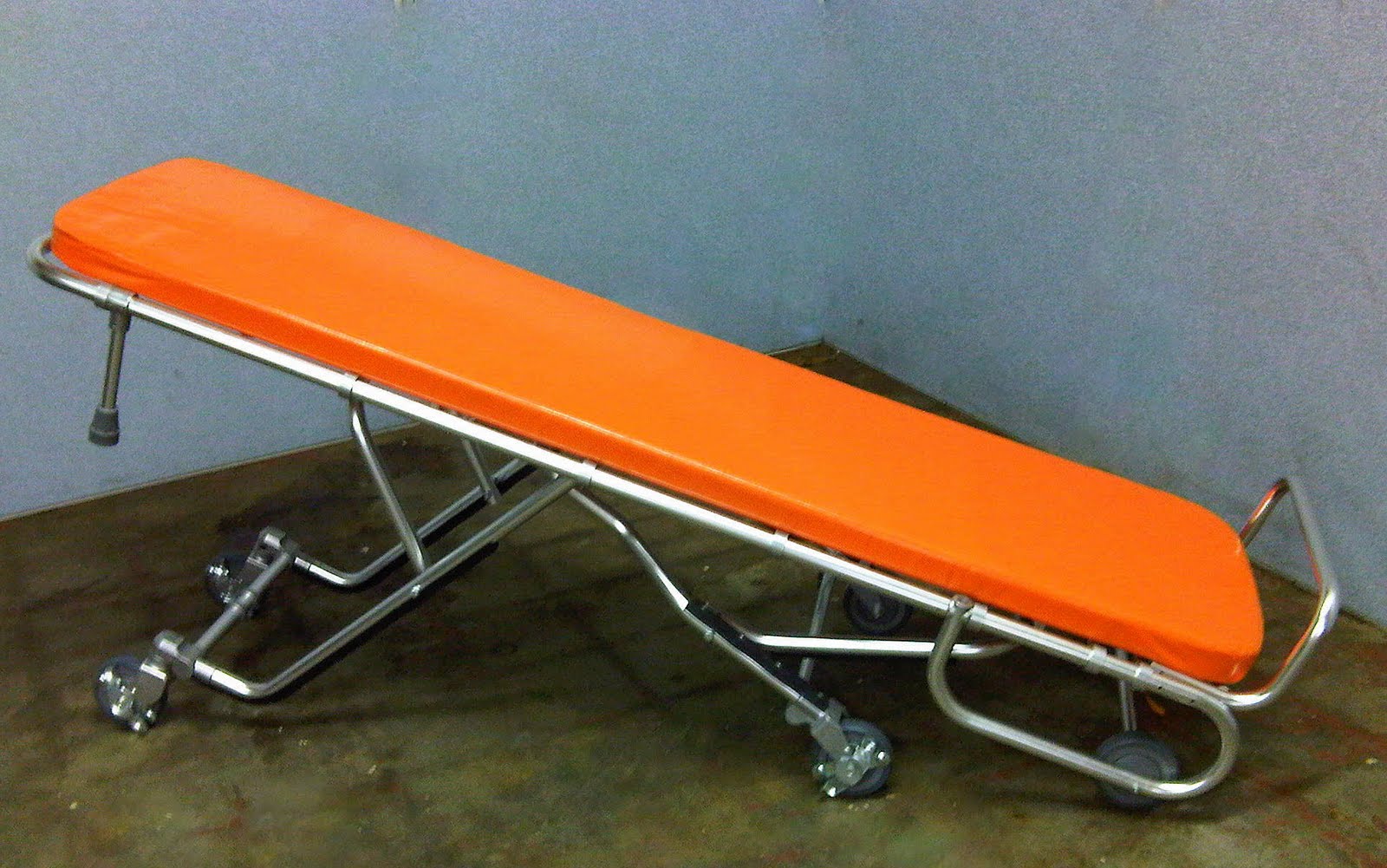 FRIENDSHIP FUNERAL SUPPLY Friendship Funeral Mortuary Cot