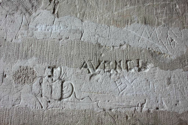 Histoires de graffitis exposition château de vincennes monuments nationaux CMN sur les murs