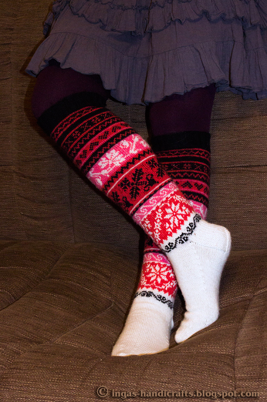 Muhuainelised sukad / Muhu Stockings