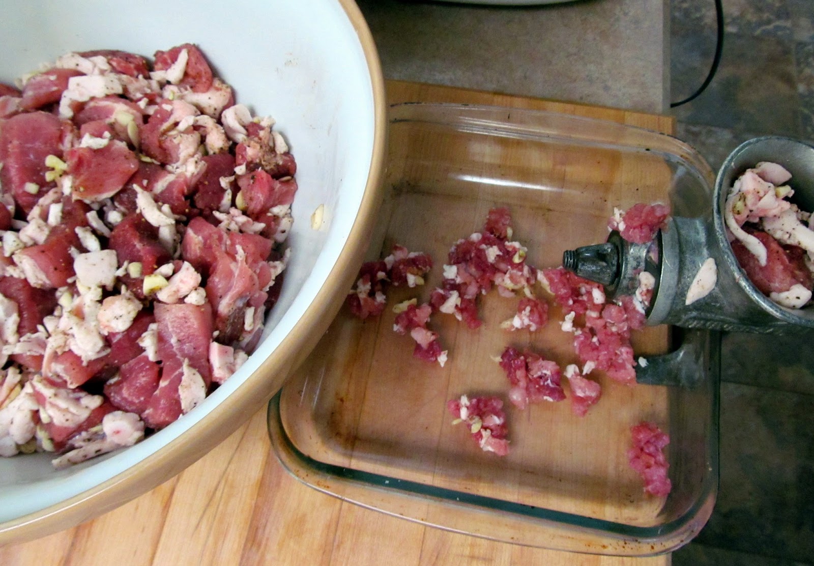 universal food chopper chops meat instead of grinding it