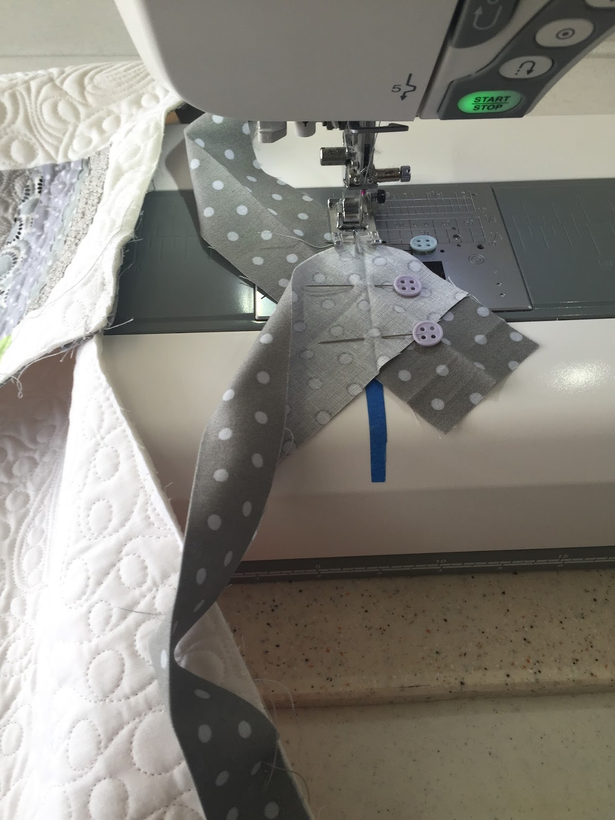 Sew Kind Of Wonderful Tuesday Tip Invisible Join Binding with