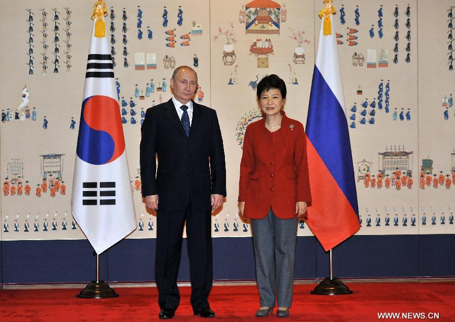 южные корейцы. корейские выставки. южная корея туристы. поездка в южную корею сеул. безвизовый режим в корею.