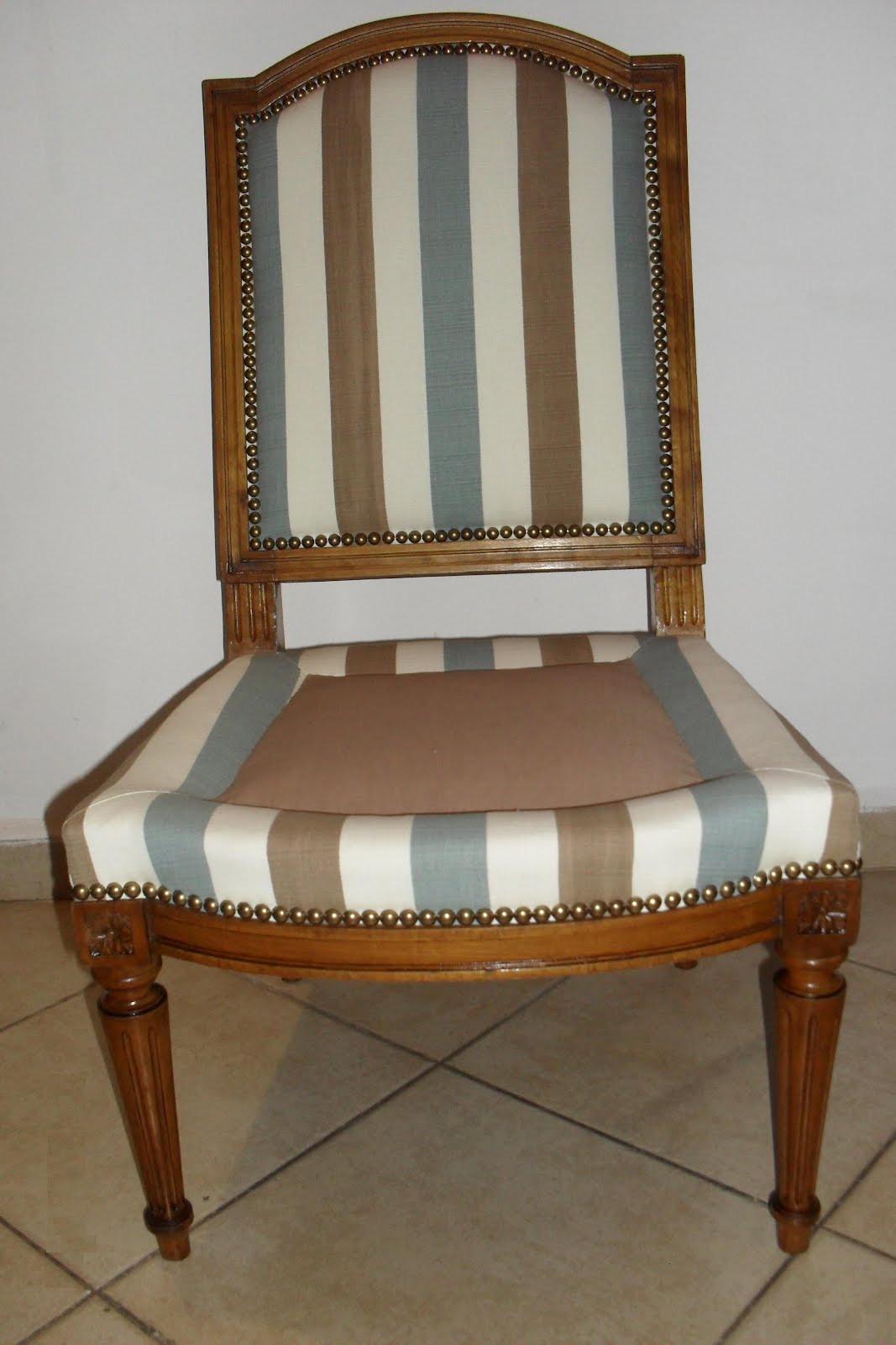 "HUGO ESCOBAR DECO" Tapiceria antigua y contemporánea, Restauracion y