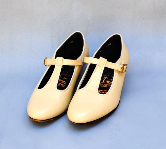 vintage cream t strap mary janes prom shoes SHOESDRESSES