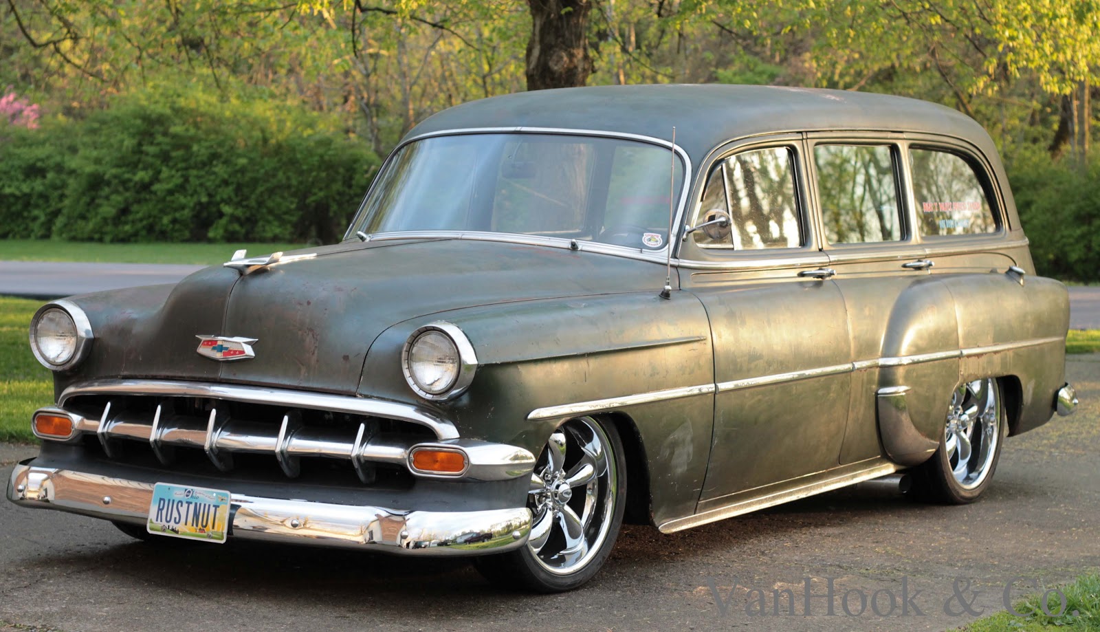 vanhook-co-hand-lettering-54-chevy-wagon