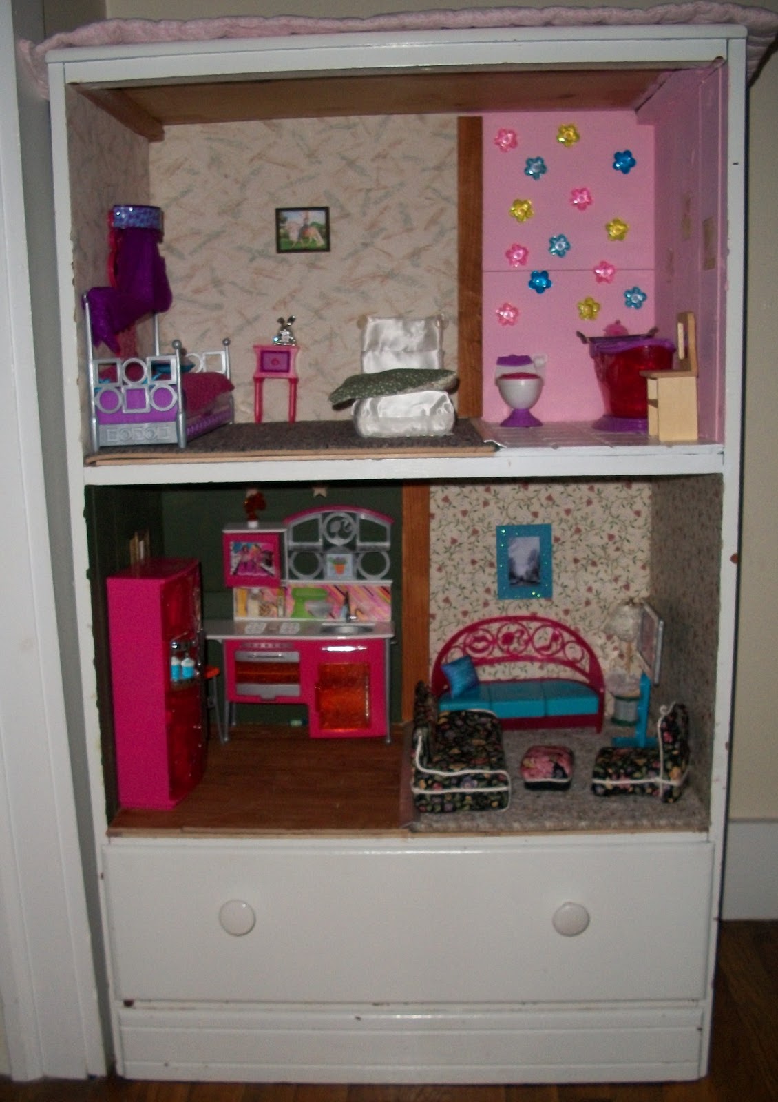 Jen's Crafting Corner.... Dresser Barbie Dream House...