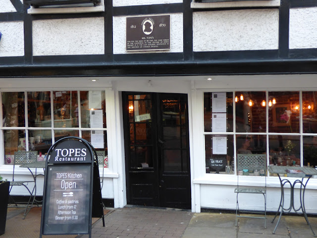 Topes Restaurant in a wonky building in Rochester High Street