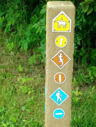 trail marker post