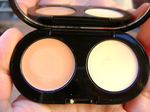Smart and Sarcastic With of Insanity: of Bobbi Brown Creamy Concealer Kit in Sand