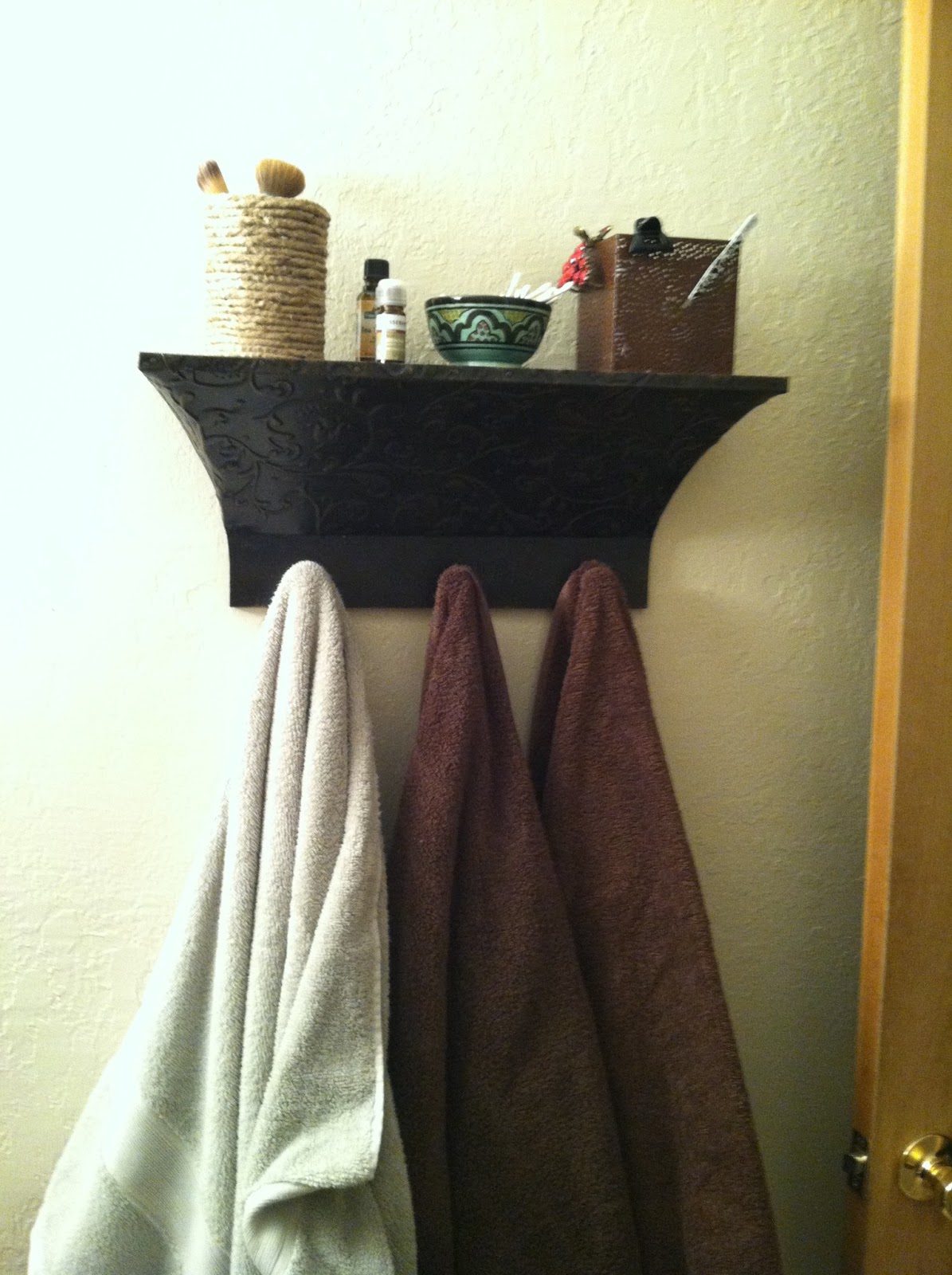 be {you} unique Chic, Cheap DIY Storage