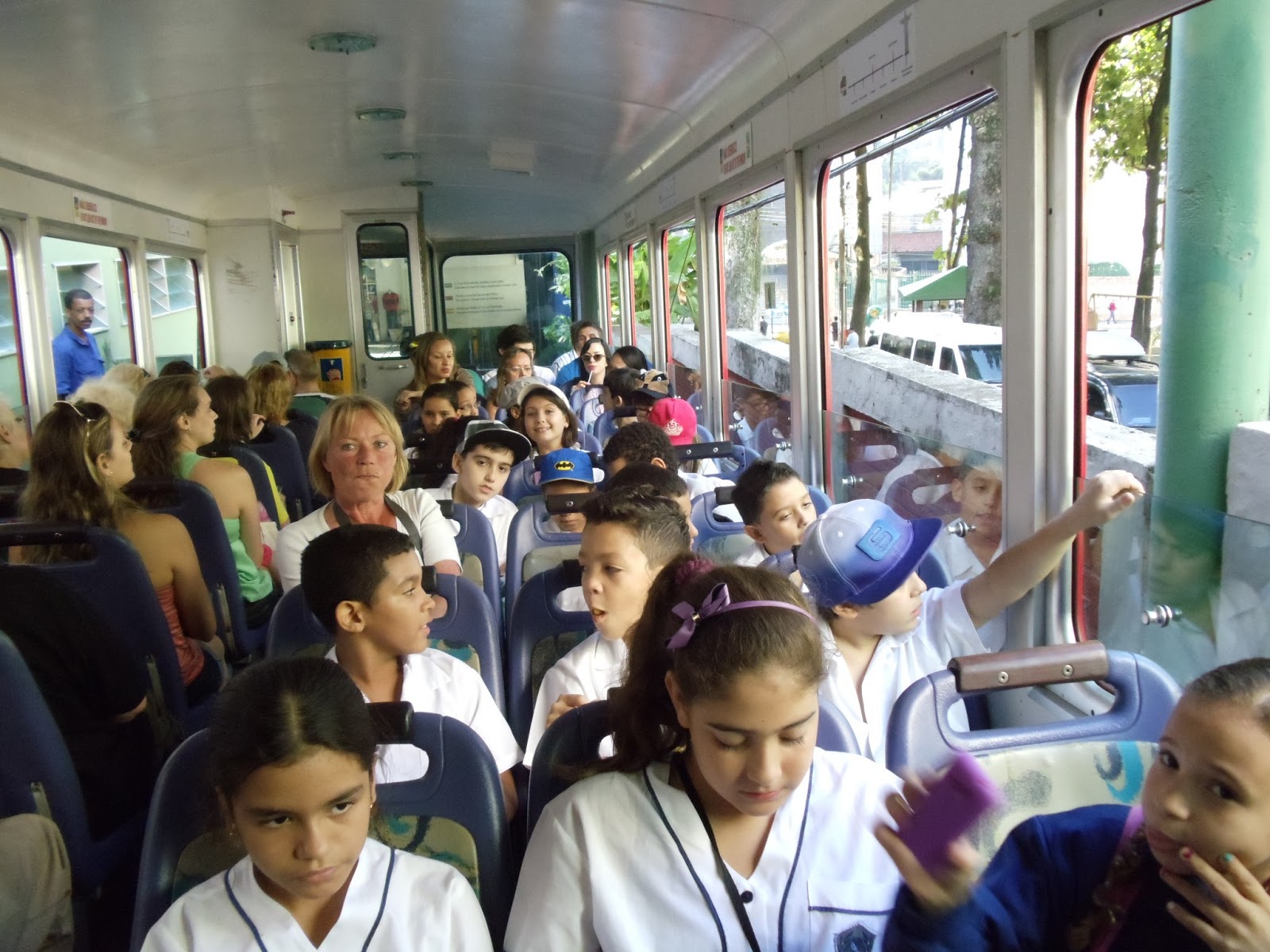 Turma 402 - Colégio Pedro II - São Cristóvão I: Passeio ao Corcovado
