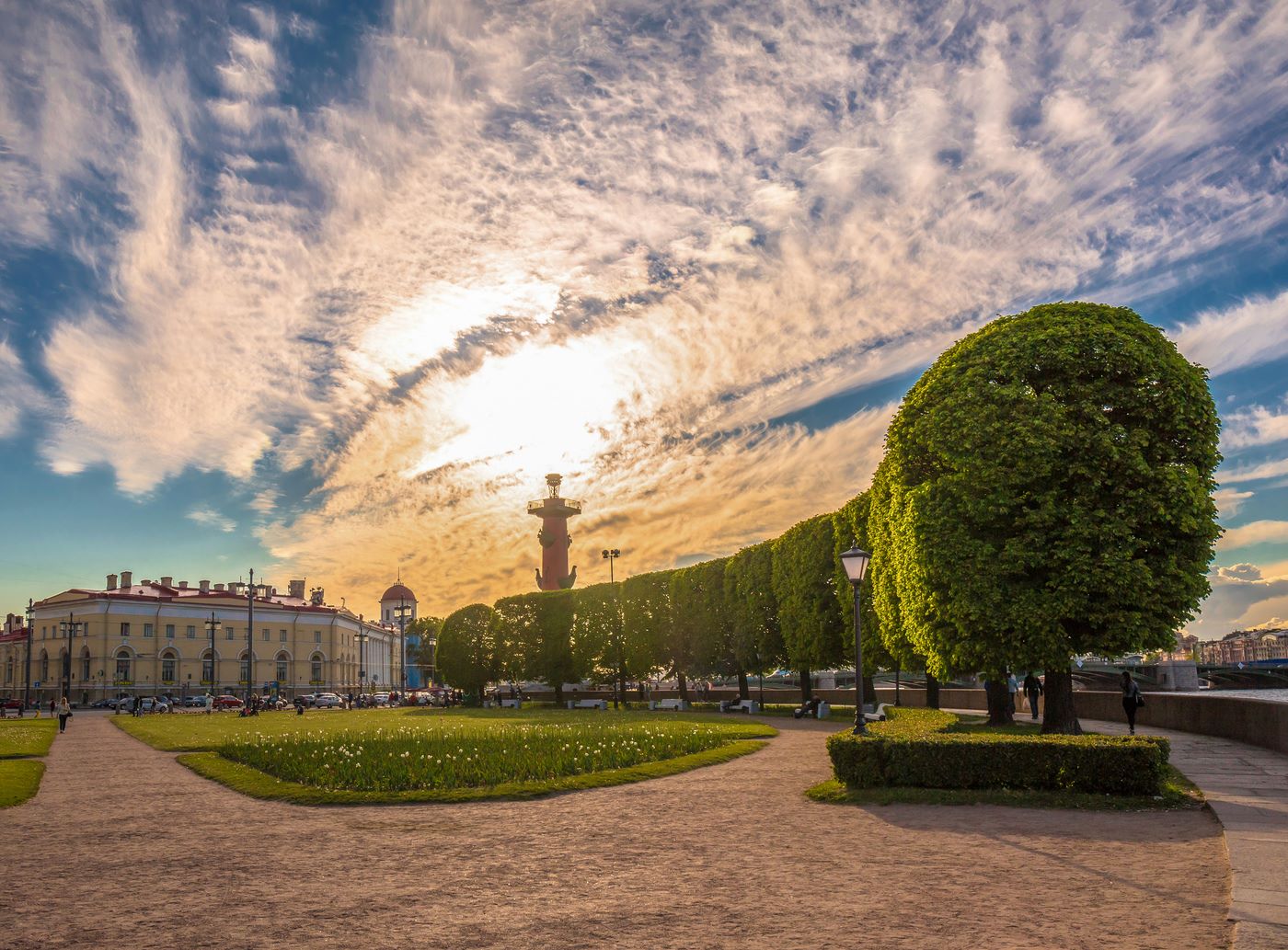 Солнце санкт петербурге