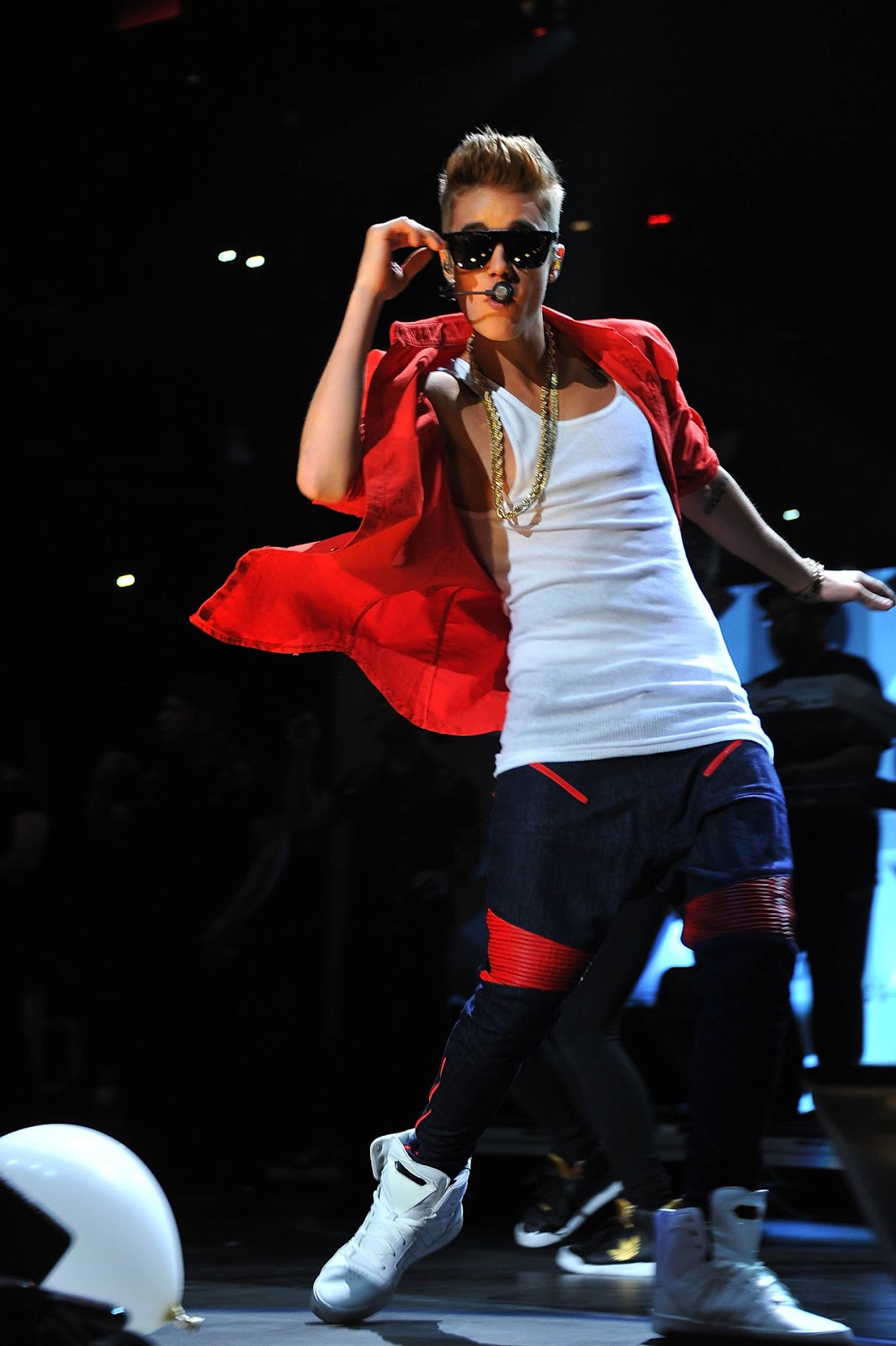 Bieber Exclusive: Justin Bieber's New Performance Z100 Jingle Ball 2012