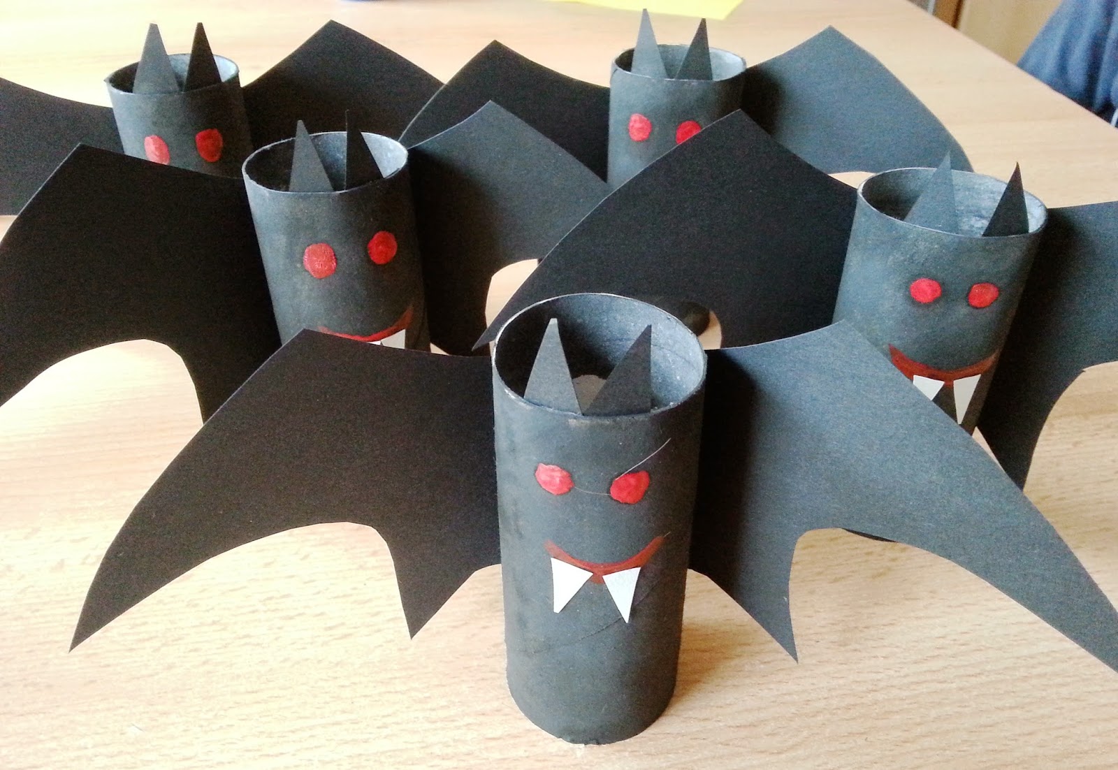 Silvester neujahr marienk gl kleeblatt glücksbringer selber falten fer kinogutschein fummeln eisernes bastelanleitung kunsthandwerk nouvel boodschap doosje neujahrs feiern myflowoflife Sanna´s Hexenküche: Halloween Last-Minute-Deko-Ideen