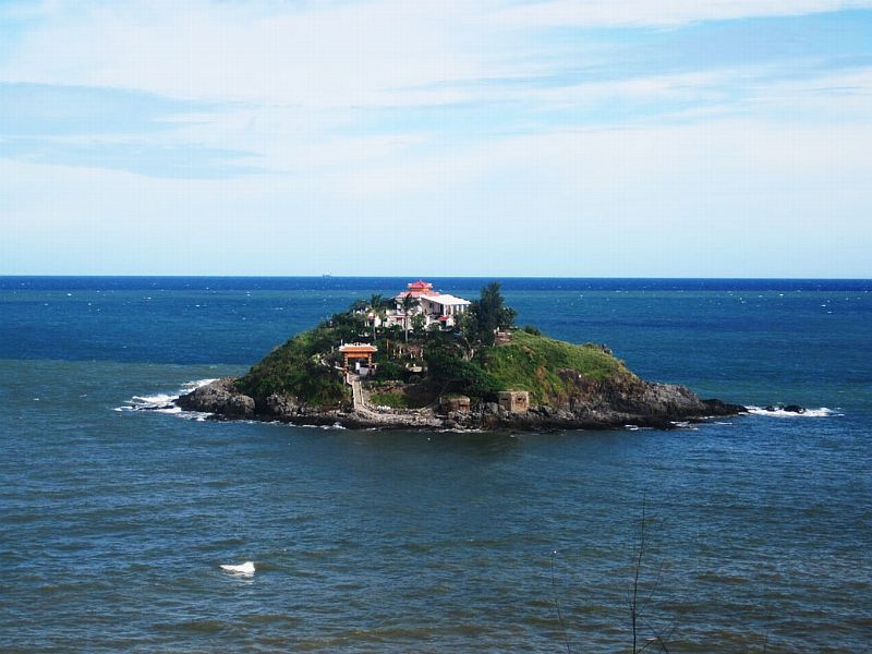 хозяйка греческого острова ро. родос греция. монурики, фиджи. остров закинф закинтос. хозяйка острова ро.