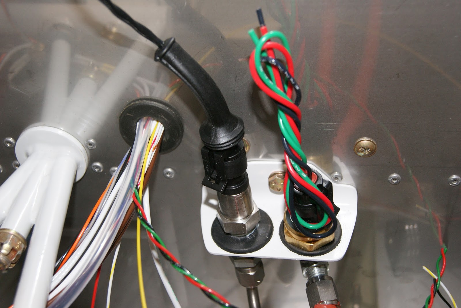 DOG Aviation John's RV-12 Blog: Wiring Of The Rotax 456180 Oil Pressure