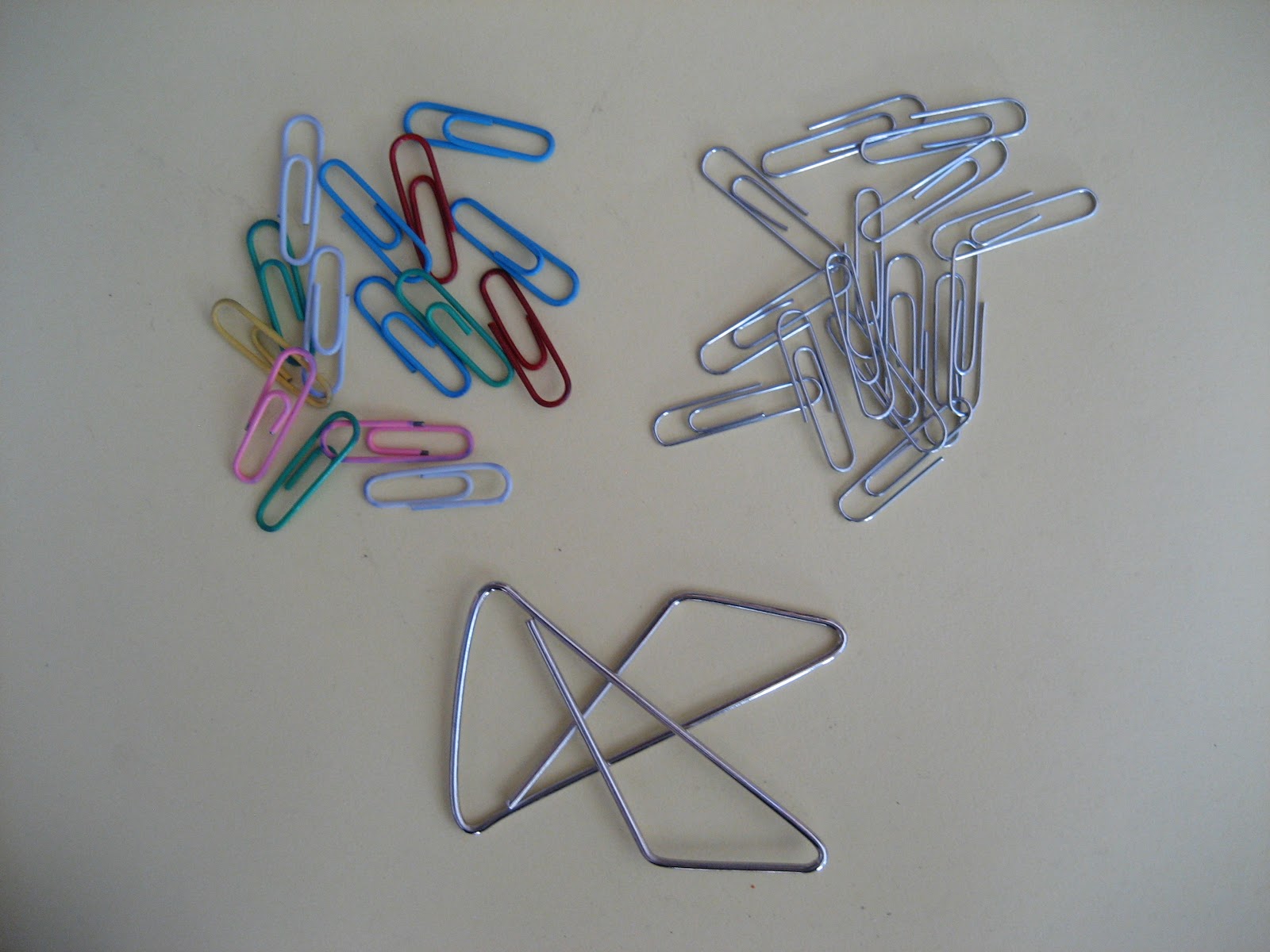 Sujetadores de papel, clips y broches