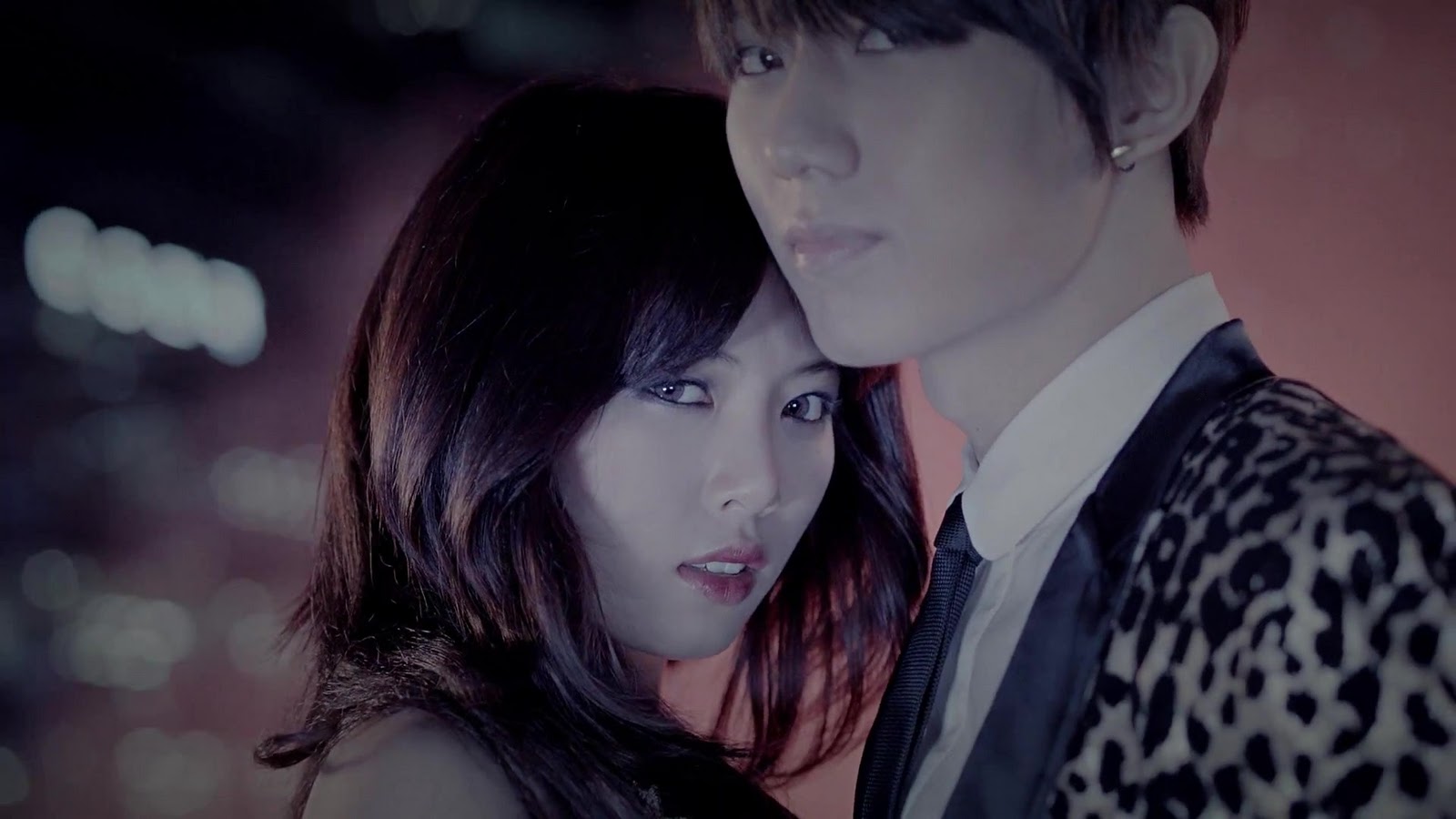 http://2.bp.blogspot.com/-widgbKKkkbU/Tt-QtpfMcTI/AAAAAAAABro/r8nzG85OcYQ/s1600/Hyunseung+Hyuna+Trouble+Maker+MV+03072.jpg