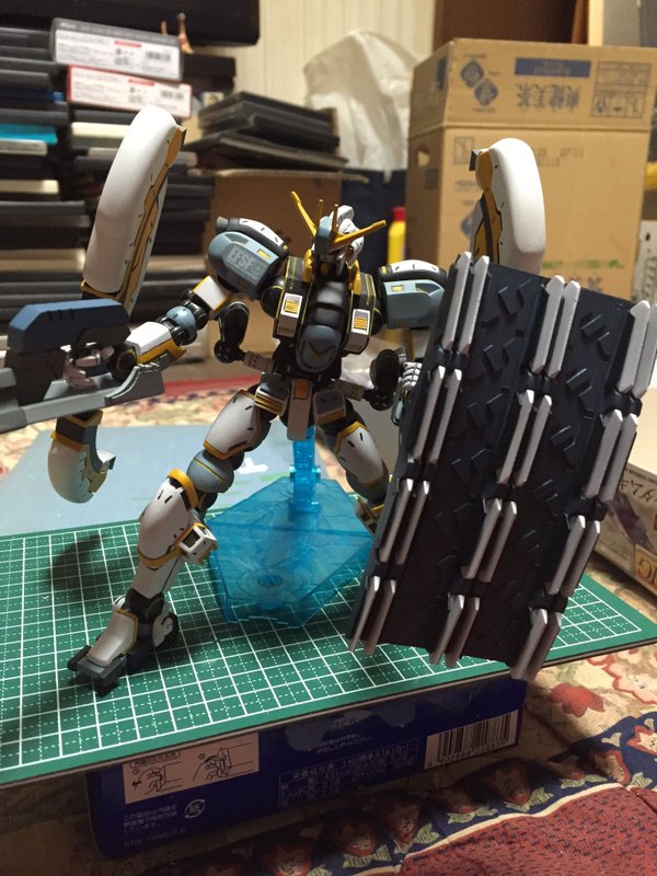 Custom Build: 1/144 Atlas Gundam Full Scratch Build