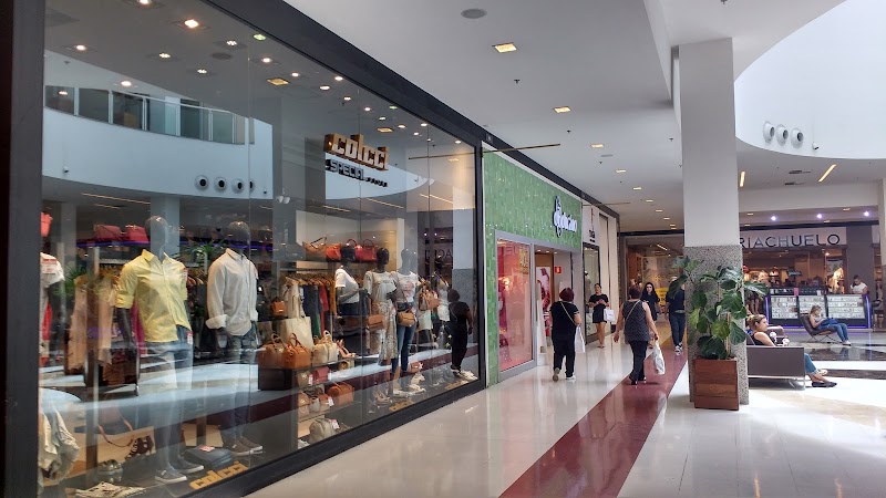 Liquidação de verão no Grand Plaza Shopping tem descontos de até 70% Liquidação de verão no Grand Plaza Shopping tem descontos de até 70%