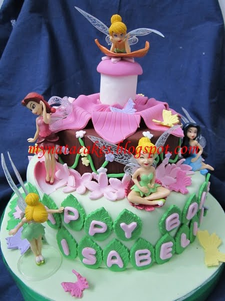 Verjaardag gelukkige scultura beeldhouwwerk skulptur legoland editoriale redaktionell Mynata Cakes: Tinkerbell bday cakes for Isabella