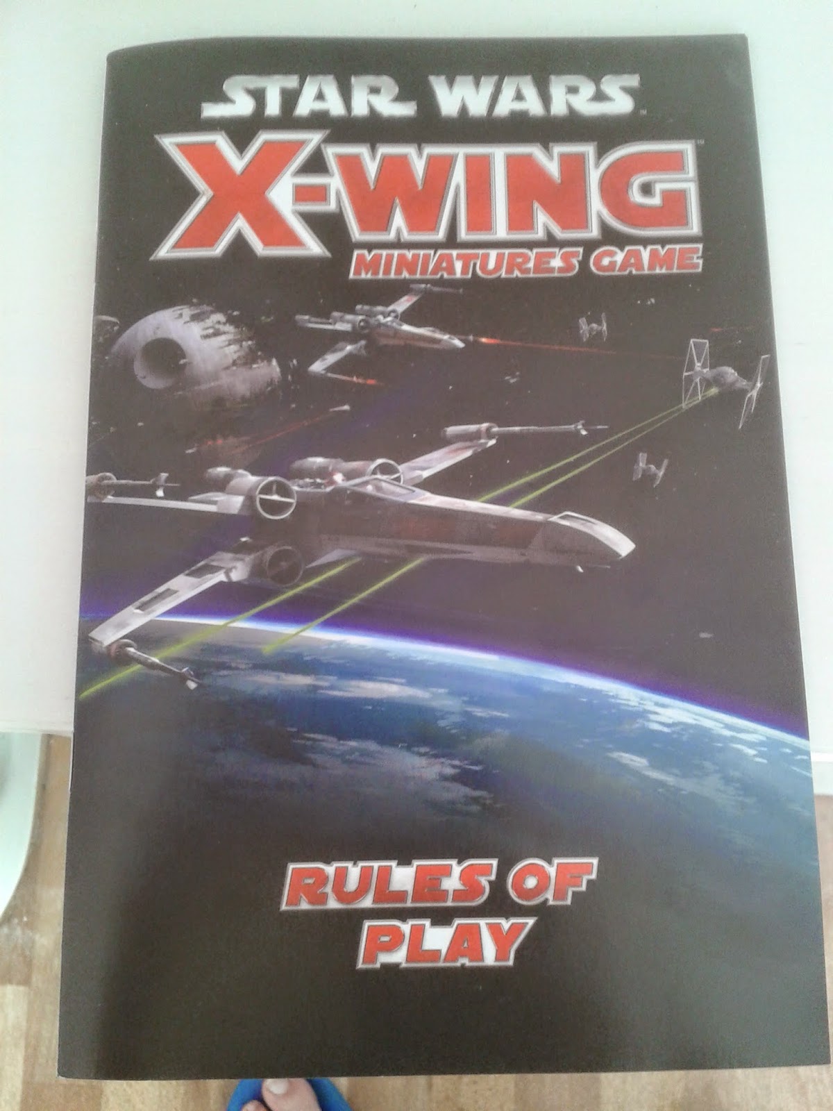 Fantasy Flight Games Star Wars Xwing Miniatures game Whats in the box