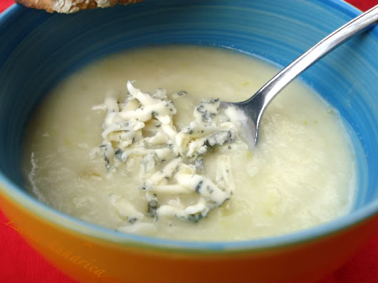 Cream of cauliflower soup with  Roquefort by Laka kuharica: blue cheese makes this soup creamy, cheesy, rich and simple.