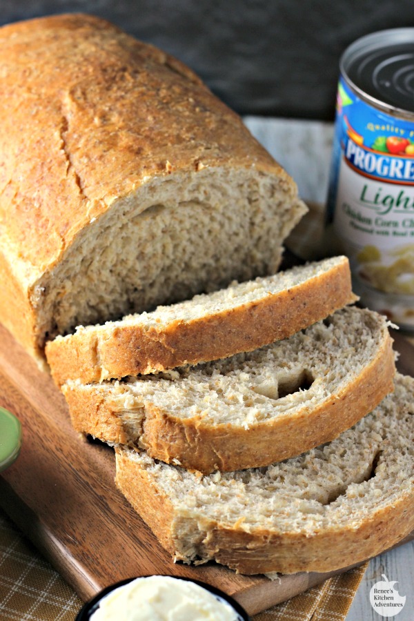 Honey Oat Whole Wheat Bread | by Renee's Kitchen Adventures -Great healthy recipe for an easy whole grain bread that bakes up soft and delicious! Pair it with soup for the perfect winter dinner. #EatLightEatRight ad