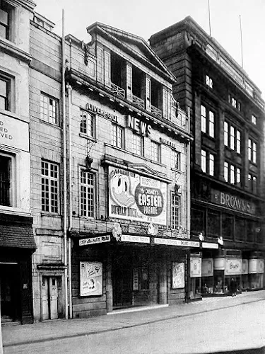 News Theatre, Clayton Square, 1947