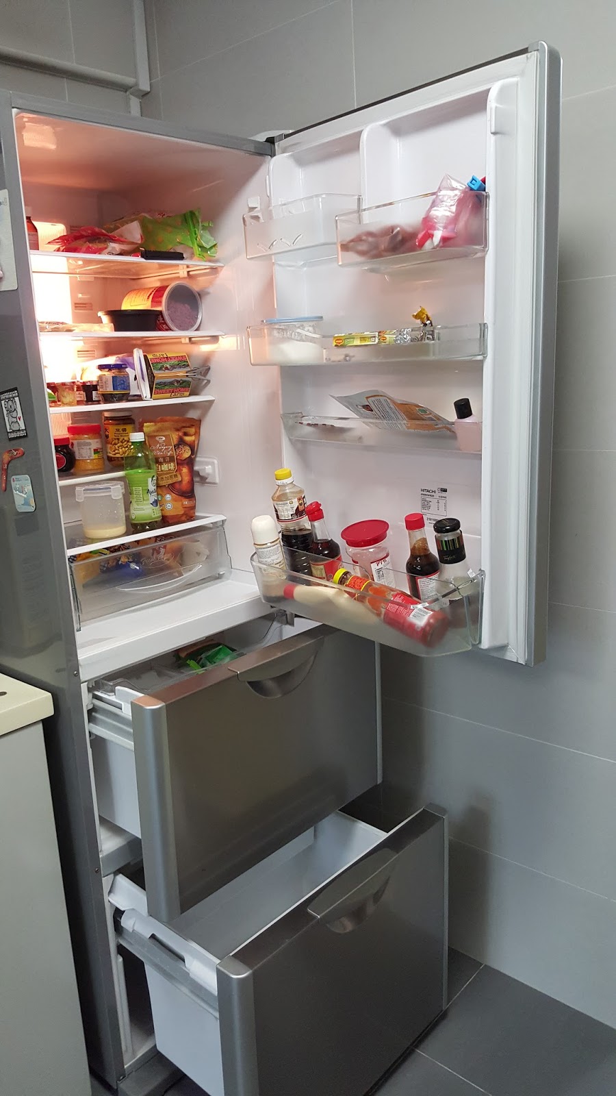 Fridge repair Refrigerator repair Singapore Hitachi Fridge Repair
