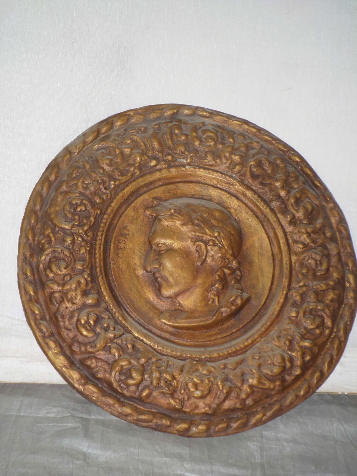 Khatab For Antiques Wall Hanging Faces Sculptures