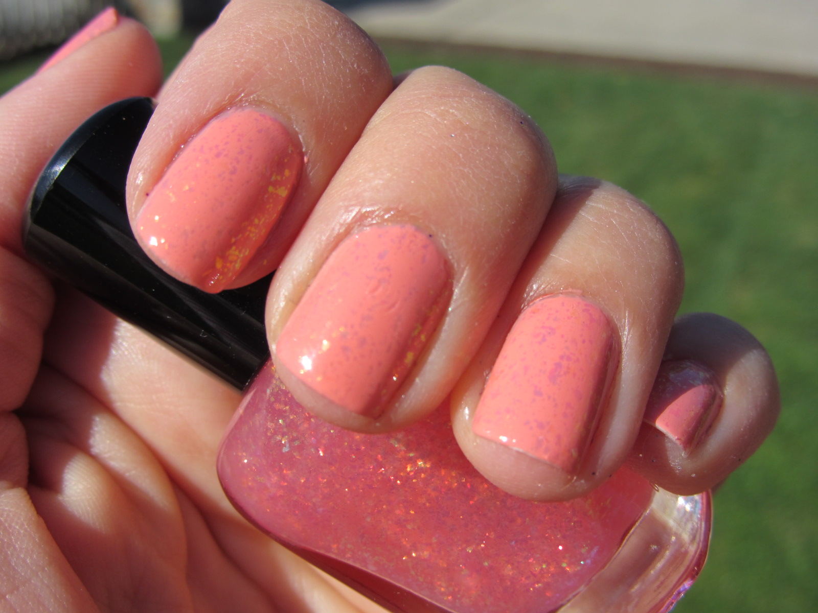 8. Marble Salmon Pink Nails - wide 6
