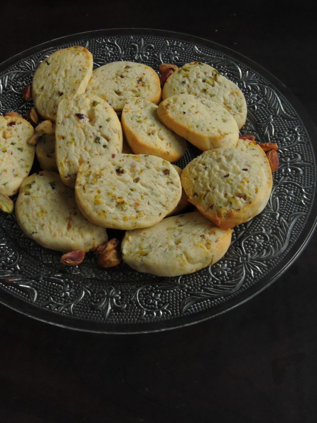 Priya's Versatile Recipes Eggless Pistachio Butter Cookies