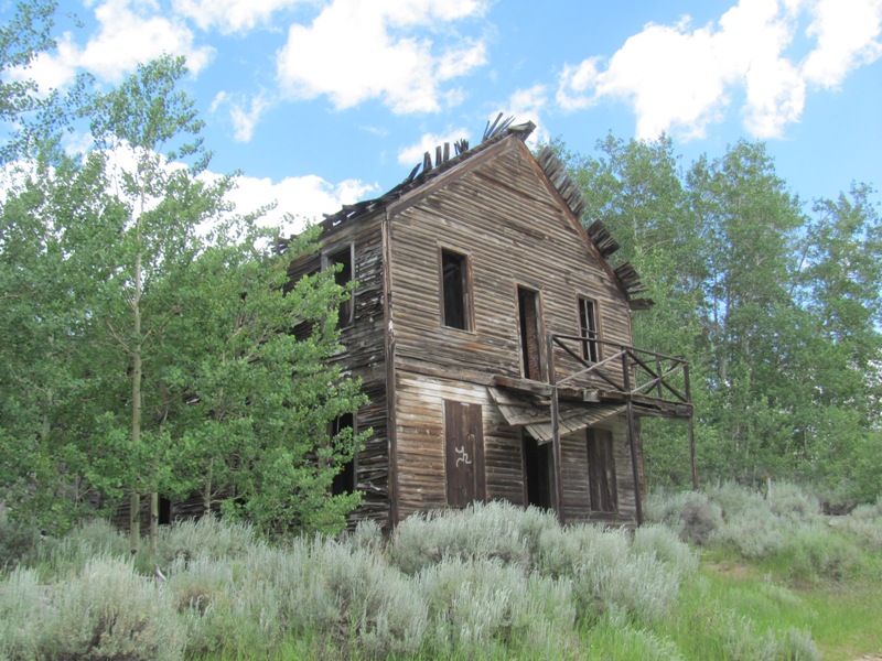 Ladynomad on the Road to Nowhere Montana Ghost Towns and Boulder Hot Springs