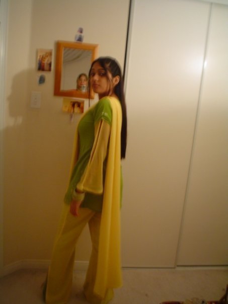 How to watch bollywood movies online for free without downloading Wallpapers : Hot Pakistani Local Girl Show Hot Pose In Masti | Blogging