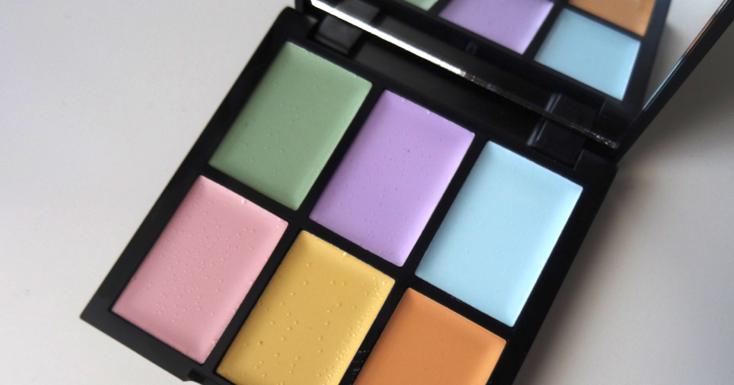 sleek colour corrector