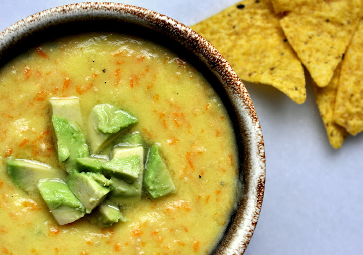 Golden-Gazpacho-with-Avocado-tasteasyougo.com