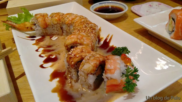 Sushi en el MBK center Sushi en el MBK center