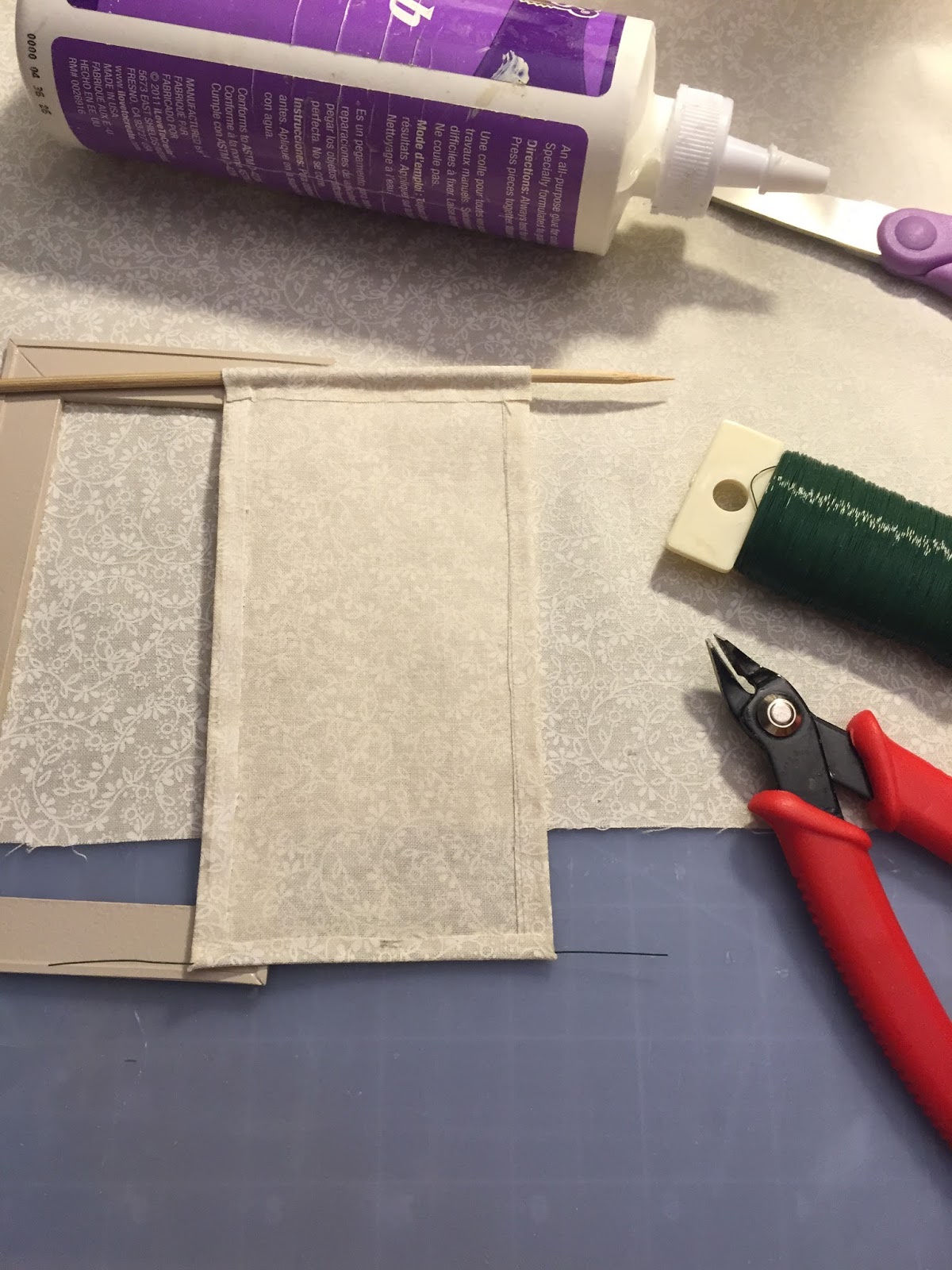 Dollhouse curtain on a curtain rod Nature's Soul Miniatures