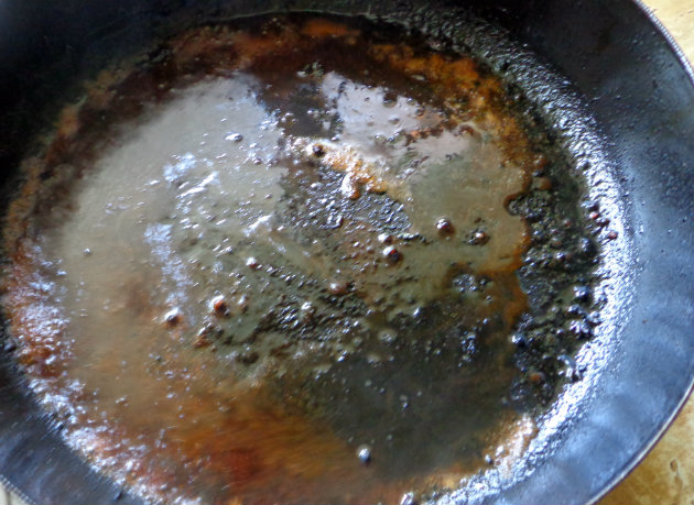 deglaze the pan with wine and Worcester
