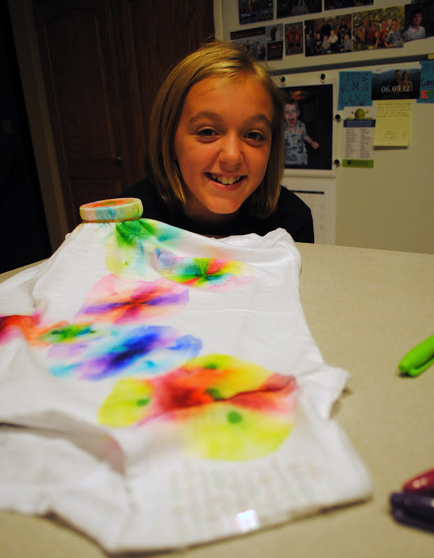 DIY: Sharpie tie dyed shirts | Adventures of Alex & Emily