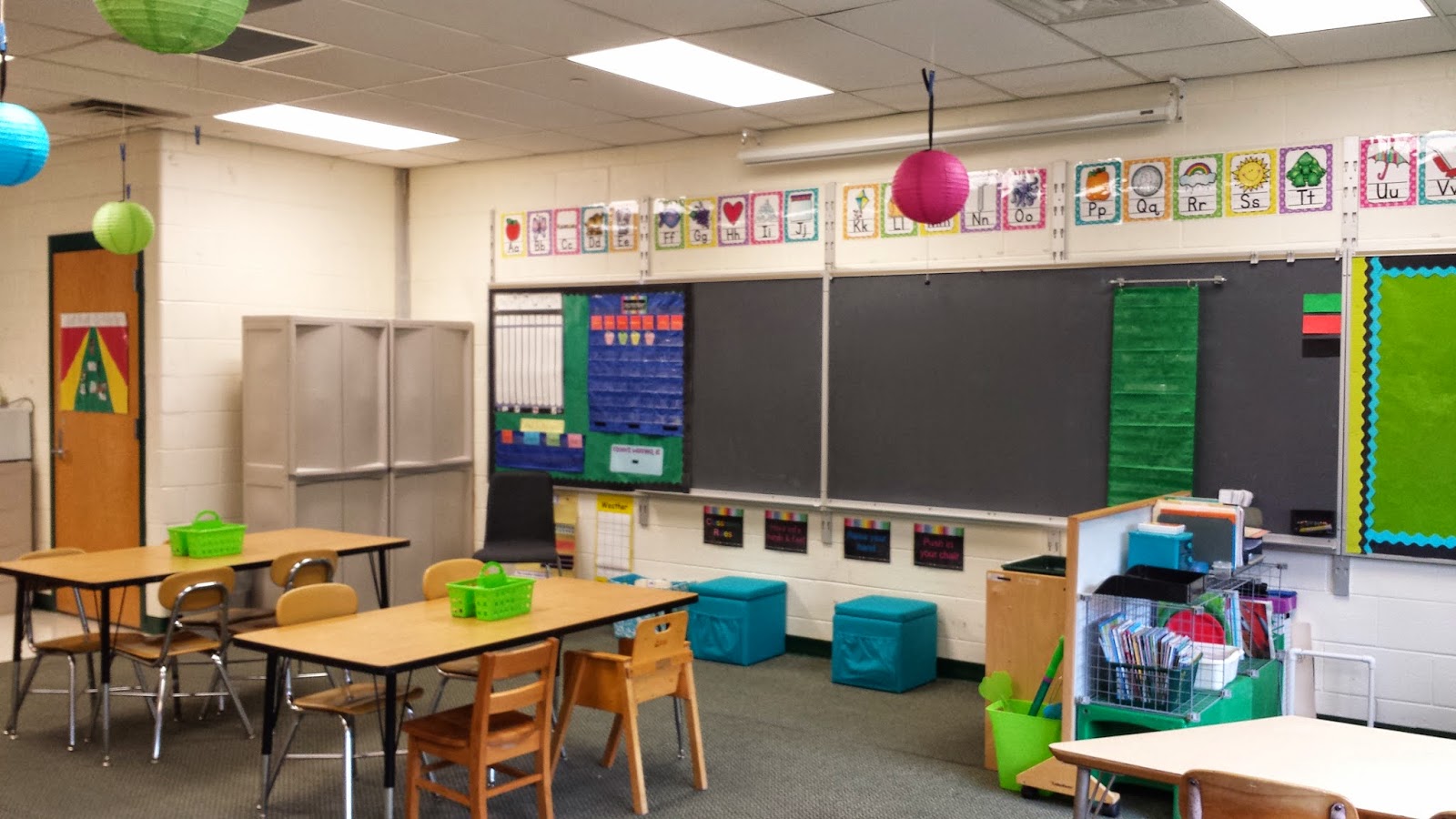 photo of  empty classroom